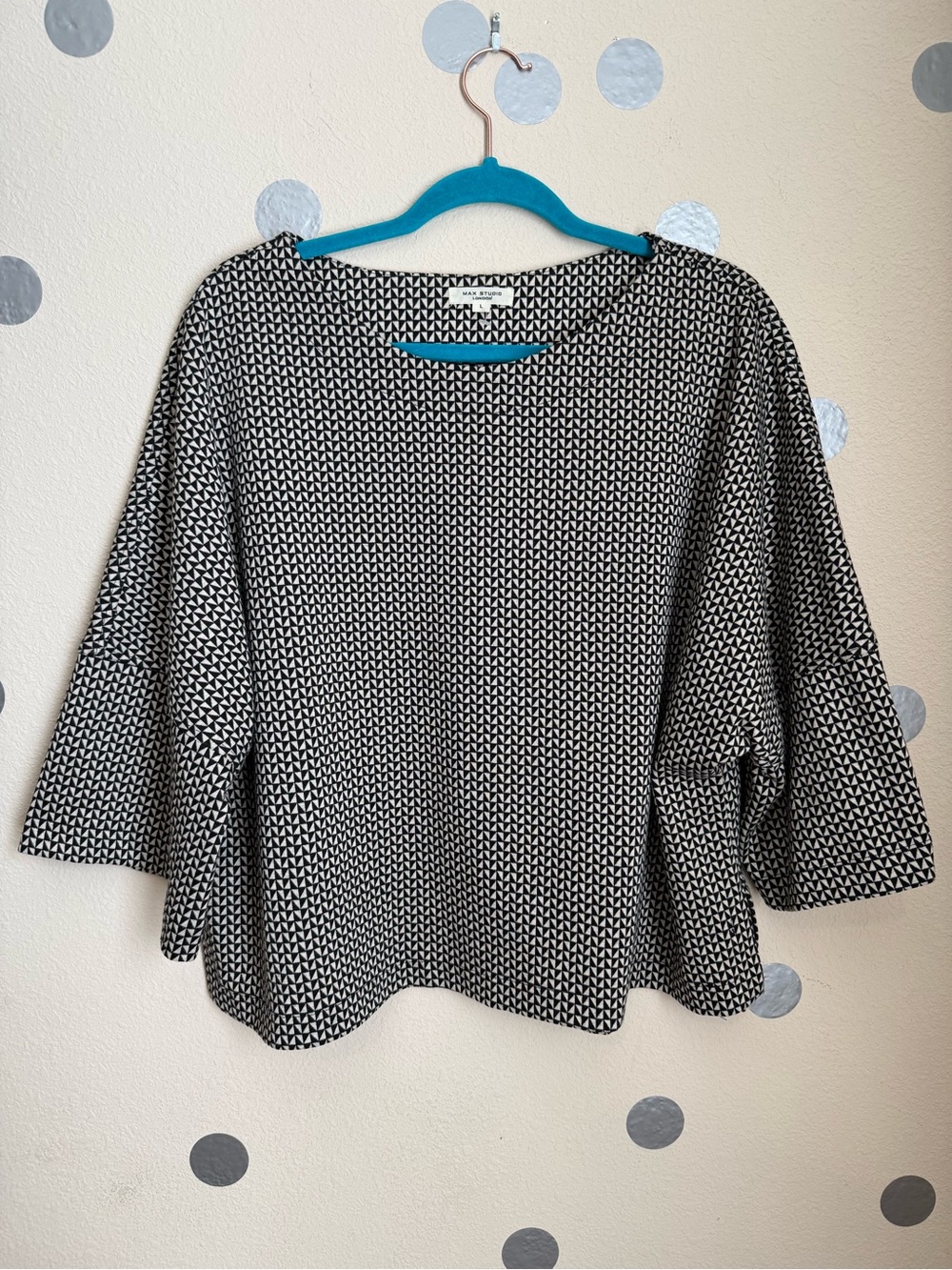 Max Studio boxy geometric top w/ dolman kimono sleeve and bateau boat neckline